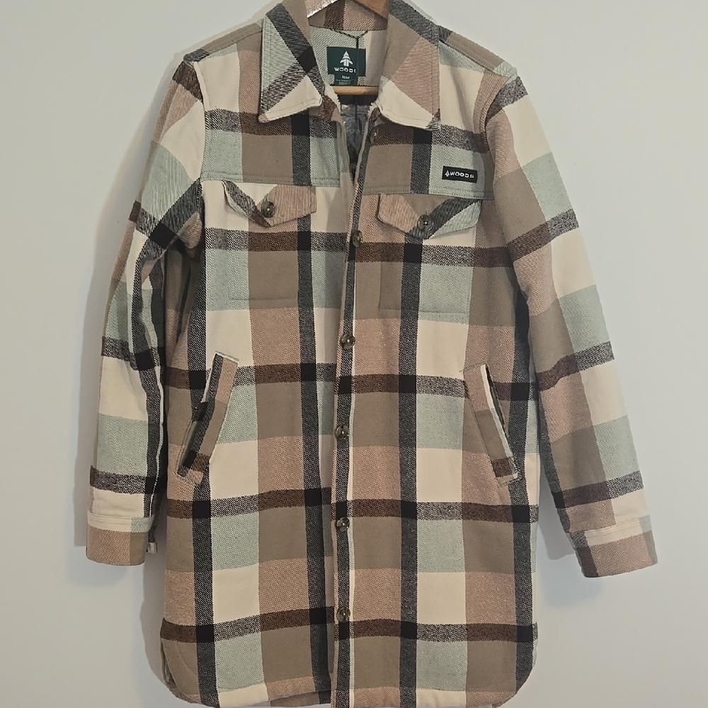 Woods Evelyn II flannel shacket lined with fleece, size medium, new with tags.